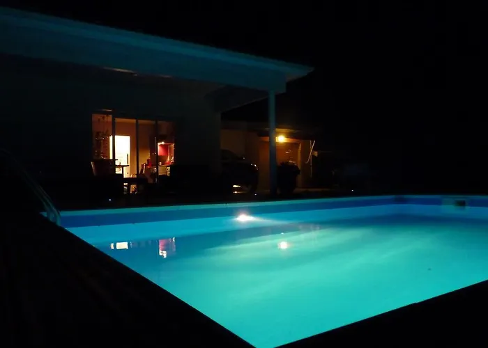 Les Vignes * Cravenceres